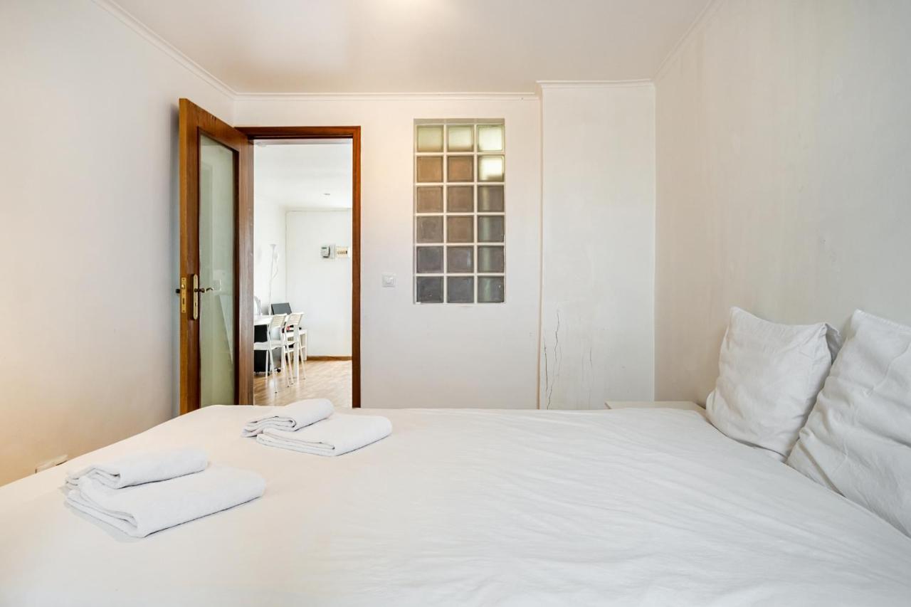 Apartamento Com Terraco E Churrasqueira Apartment Lisboa Ngoại thất bức ảnh